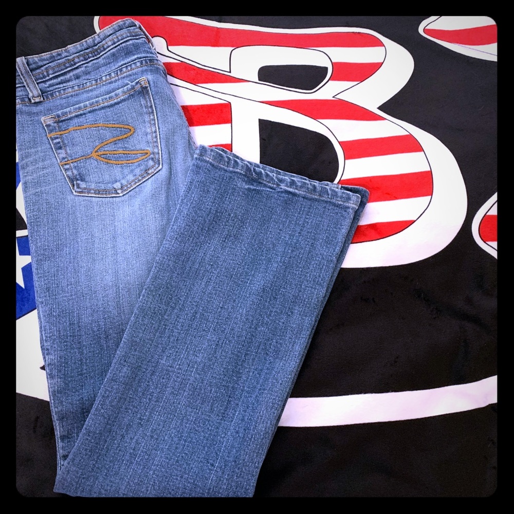 Seven7 Jeans